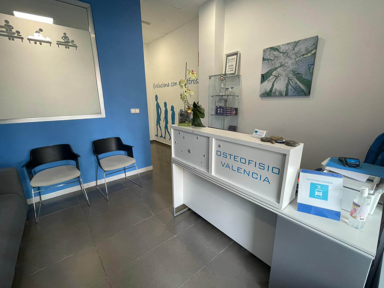 Instalaciones Osteofisio Valencia: Entrada a la clínica